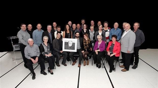 Inauguration du centre communautaire : Jean-Marc-Ducharme immortalisé