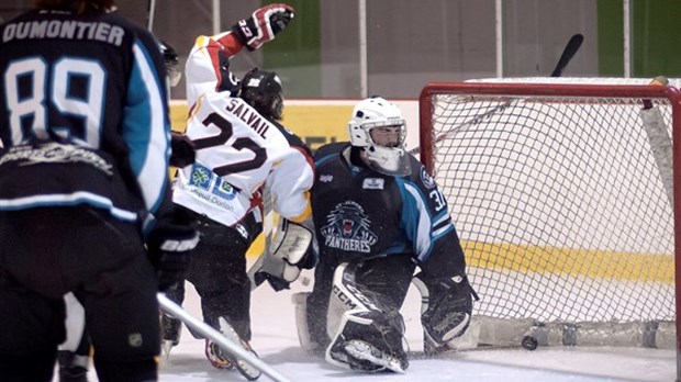 Les Mustangs et les Cougars s'affrontent en demi-finale