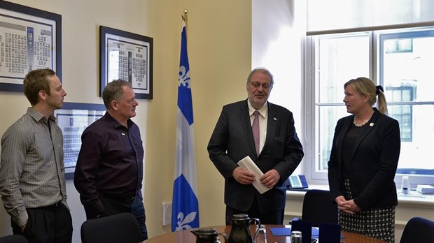 Un Campivallensien reçoit une médaille de l'Assemblée Nationale