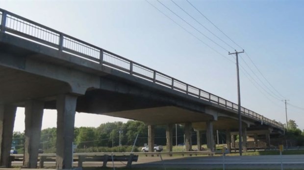 Fermeture de l'autoroute 40 en direction ouest à Vaudreuil-Dorion