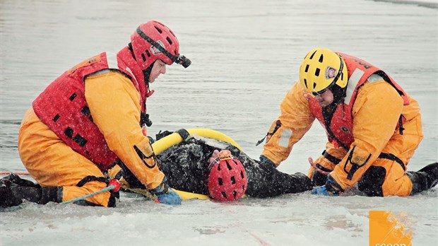 Les pompiers de la Régie se jettent à l'eau le temps d'une formation