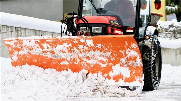Dommages causés par le déneigement? Rigaud veut savoir  