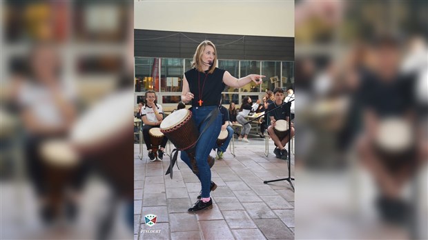 Midi djembé avec Mélissa Lavergne au Chêne-Bleu