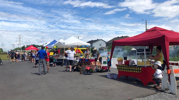 Une fête des voisins haute en couleur à Les Cèdres