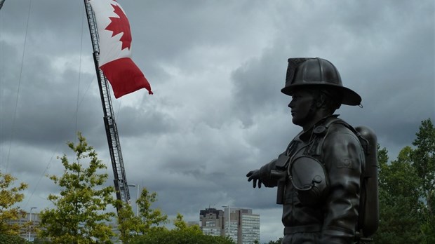 La mémoire d’un pompier de Saint-Lazare, mort en service est commémorée à Ottawa
