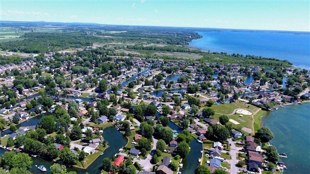 Séance d'informations: Programme décennal de dragage d'entretien des canaux de navigation à Saint-Zotique
