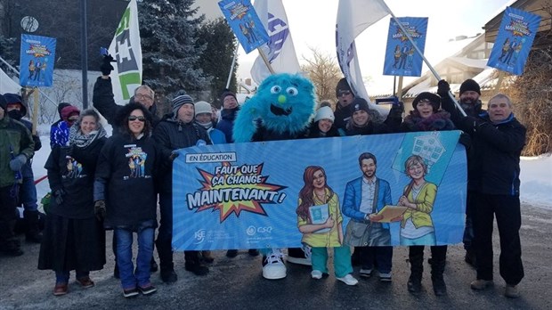 « Merci aux profs de porter encore et toujours l’école à bout de bras...»