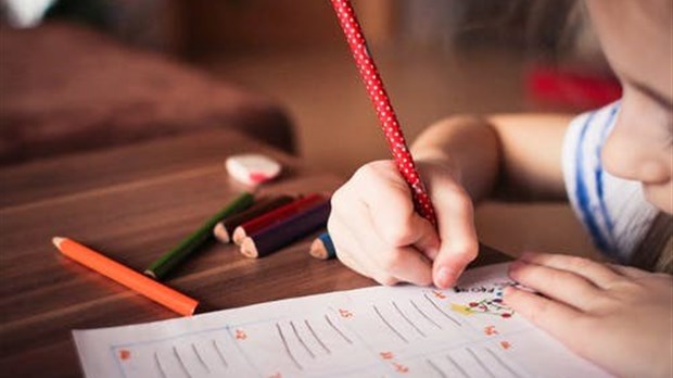 Réouverture des écoles : les professeurs demandent de voir le plan dès maintenant