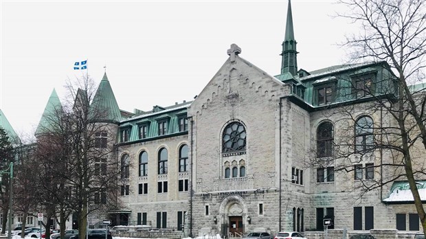 Un retour progressif des étudiants au Cégep et à l'université à partir de lundi