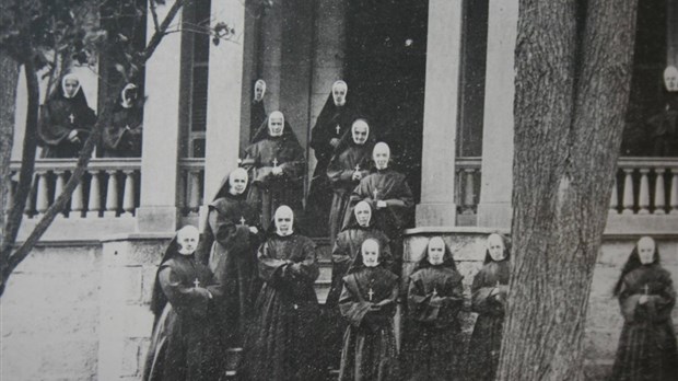 Les archives des Sœurs de Sainte-Anne reviennent à la maison