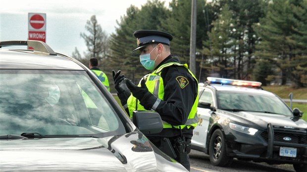 Surveillance policière accrue à la frontière du Québec et de l'Ontario