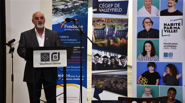 Vaudreuil-Dorion octroie 75 000 $ à la Fondation du Collège de Valleyfield