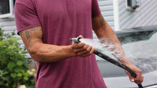 Rigaud lève son interdiction d'arrosage