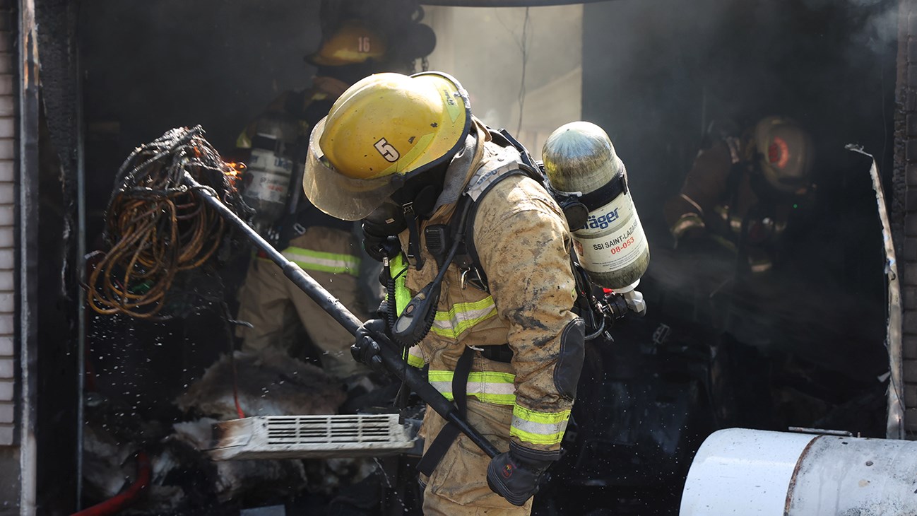 Une quarantaine de pompiers combattent un incendie à SaintLazare