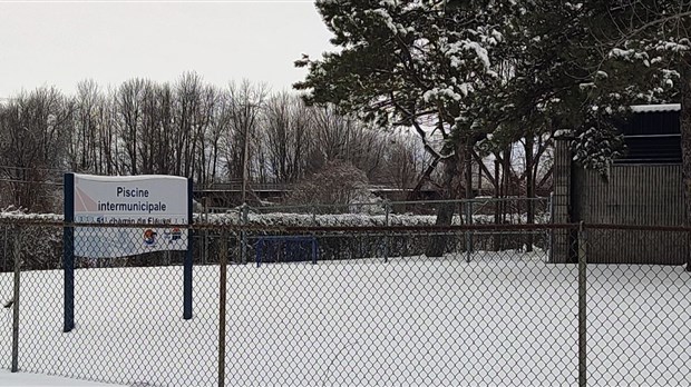 La piscine intermunicipale de Coteau-du-Lac menacée de fermeture