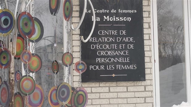 Les centres de femmes se mobilisent pour la reconnaissance de leur travail 