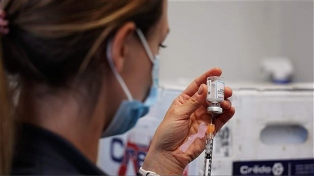 Vaccination clinic in Saint-Clet in November   