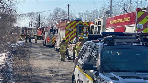 L'intervention des sapeurs de Salaberry-de-Valleyfield se poursuit à l'Île aux Chats 