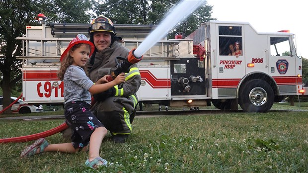 Un succès pour l'activité de sensibilisation animée par les pompiers de Pincourt\Notre-Dame-de-l’Île-Perrot