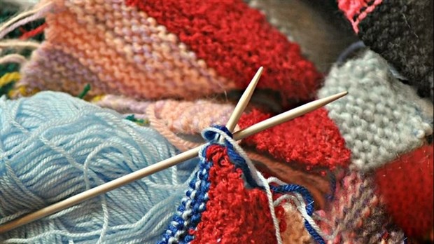 Initiation au tricot\crochet cet été à la Ville de Coteau-du-Lac 