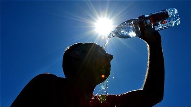 Il fait chaud ? Méfiez-vous des coups de chaleur, rappelle la CNESST 