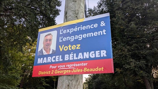 Élection partielle : Quatre candidats en lice pour le poste de conseiller du district #2