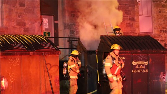 Un conteneur incendié a occupé les pompiers de Salaberry-de-Valleyfield 