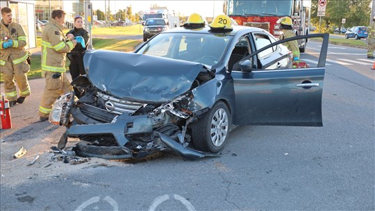 Deux véhicules impliqués dans une collision à Salaberry-de-Valleyfield 