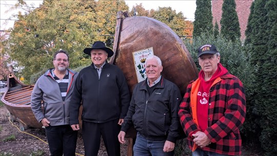 Les Cèdres célèbre le 40e anniversaire de son grand canot 