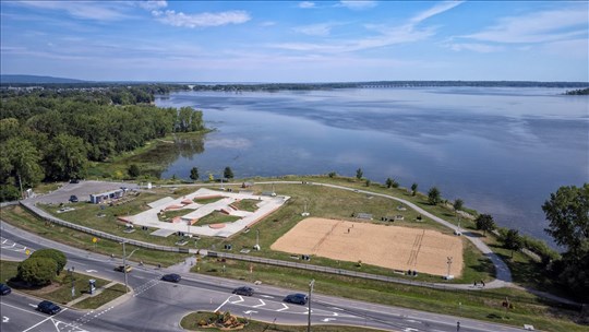 Development work underway at Paul-Gérin-Lajoie park  