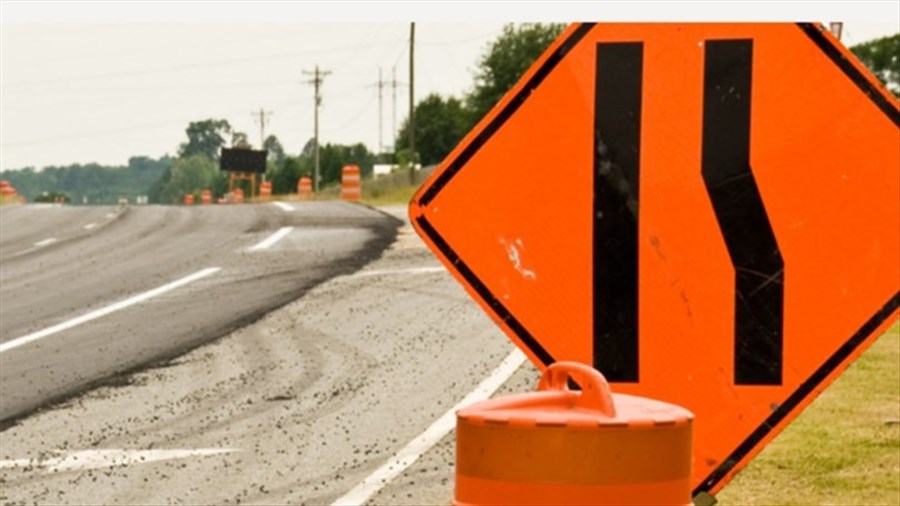 Saint-Polycarpe: indefinite roadblock on chemin de L'Église