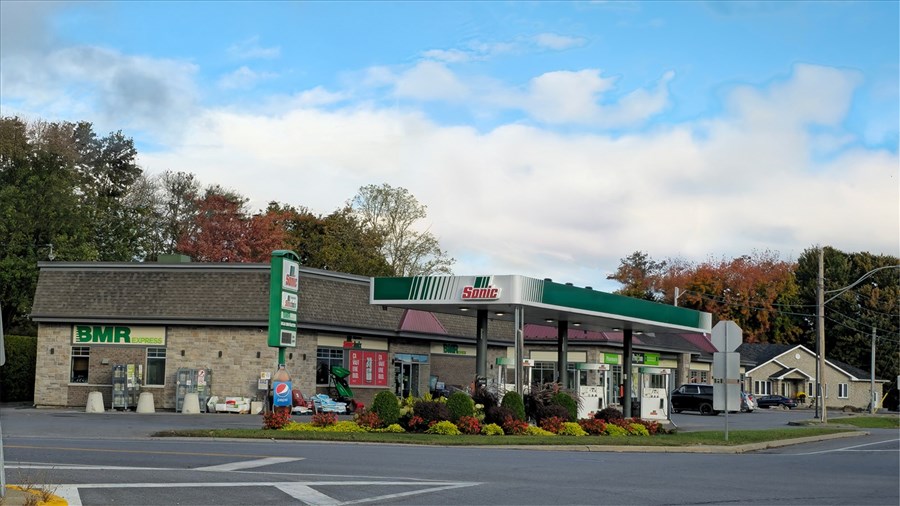 Saint-Louis-de-Gonzague - Uniaq Coopérative devient propriétaire du 31, rue du Pont 