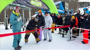 Jean-Luc Brassard inaugure le Poma Express au Mont Rigaud