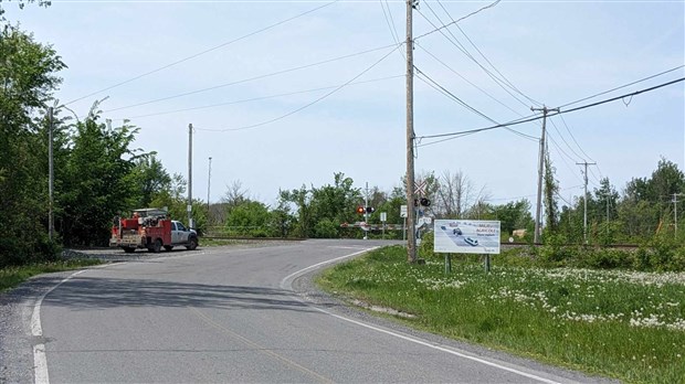 Une trentenaire repose dans un état critique après une collision avec un train 