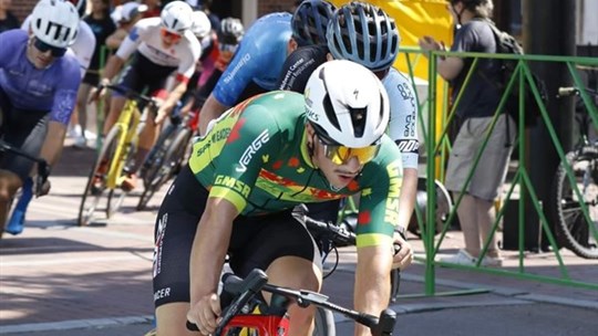 Un été chargé pour le cycliste de Vaudreuil-Dorion Jonathan Hinse 