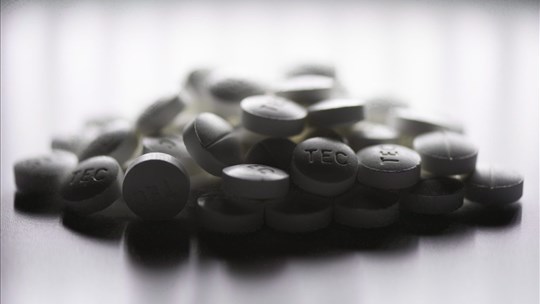 Des opioïdes semblent être prescrits inutilement au Canada