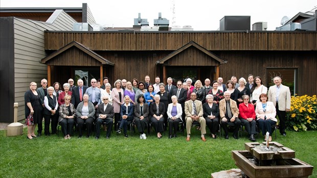 26 personnes et organisations sont honorées par Peter Schiefke