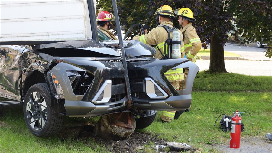 Un octogénaire transporté au centre hospitalier après une collision 