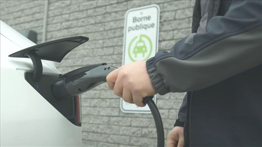 Après Québec, Ottawa tire la plug sur sa subvention pour les véhicules zéro émission