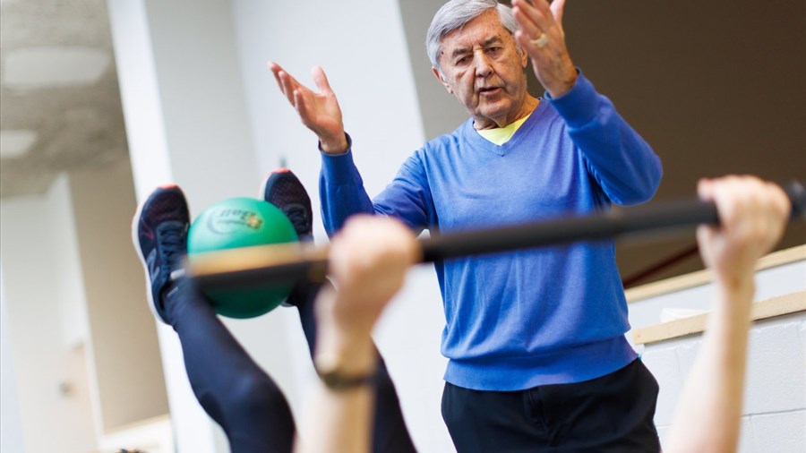 Une étude recommande de prescrire de l'activité physique aux aînés