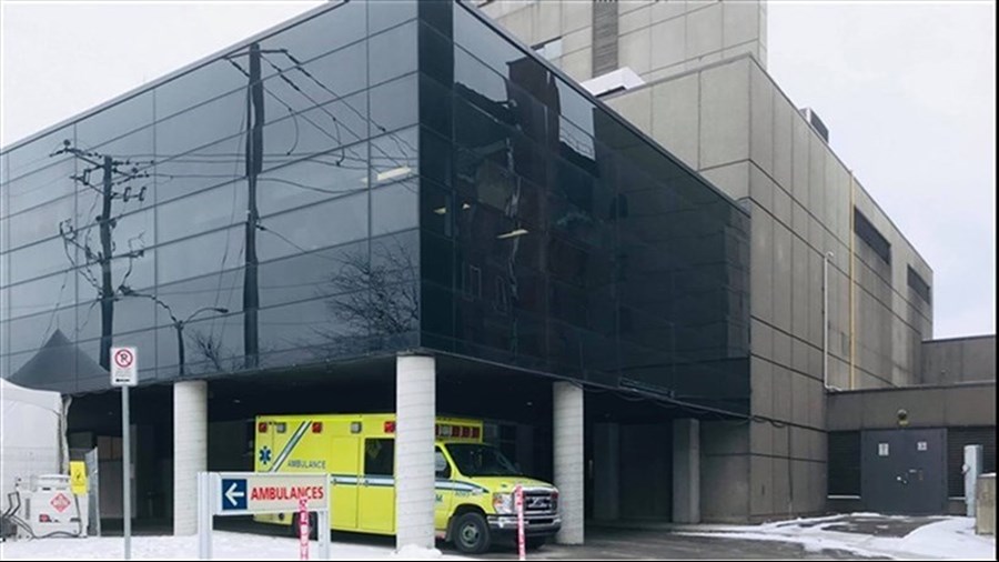 Des paramédics contraints d’attendre des heures au triage de l'Hôpital du Suroît