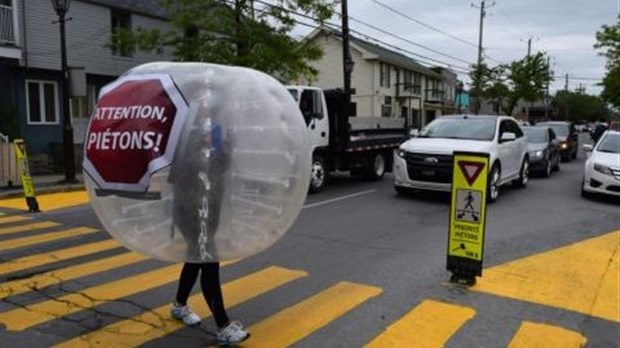 Les automobilistes et les piétons sont invités à se faire de l'oeil