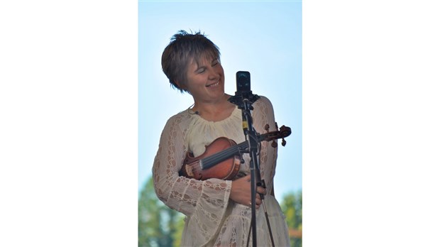 Aynsley Porchak est nommée grande championne canadienne des Grands Maîtres Violoneux