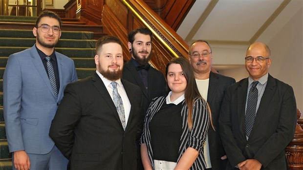 Reconnaissance politique pour un enseignant en Sciences humaines du Collège de Valleyfield 