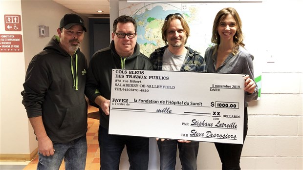 Salaberry-de-Valleyfield: des cols bleus généreux remettent 1000$ à une cause d’ici 