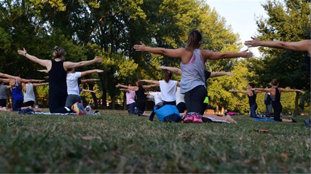 Yoga et douceur au programme des Jeudis en musique de Beauharnois 