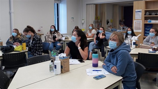 Quatre journées payées pour préparer la relève en soins infirmiers